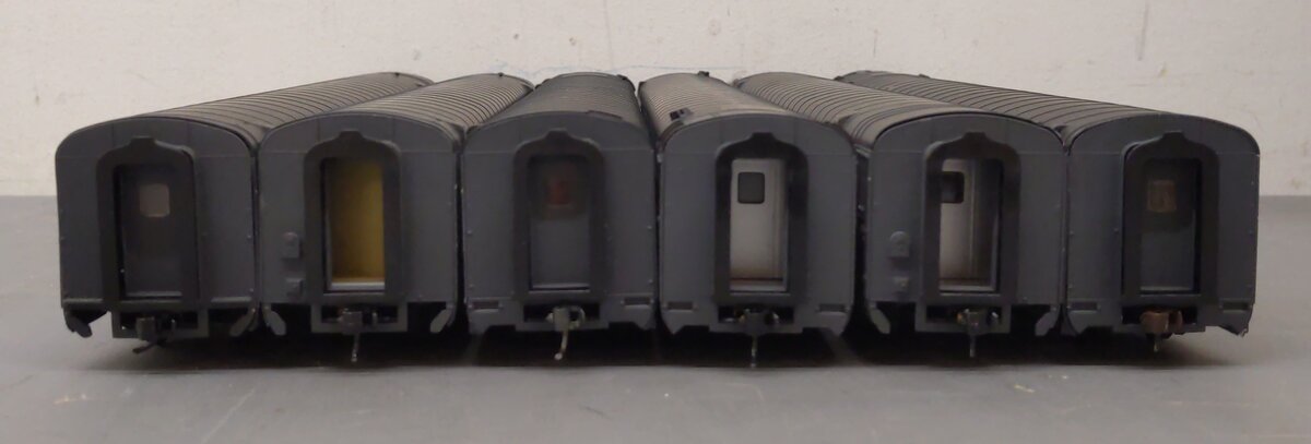 HO Scale Assorted New York Central Passenger Cars [6] VG