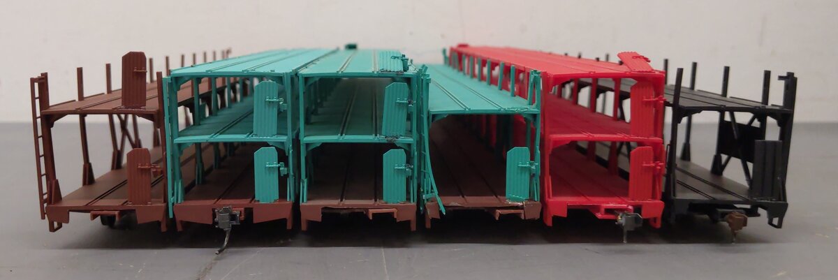 Accurail HO Scale Assorted Auto Carriers [6] VG