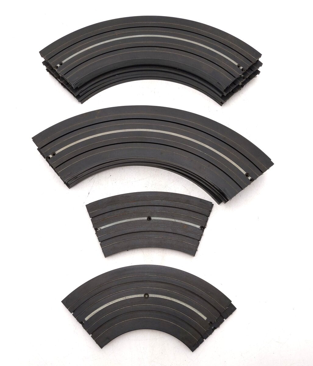 Aurora HO Model Motoring Assorted Curved Track [18] VG