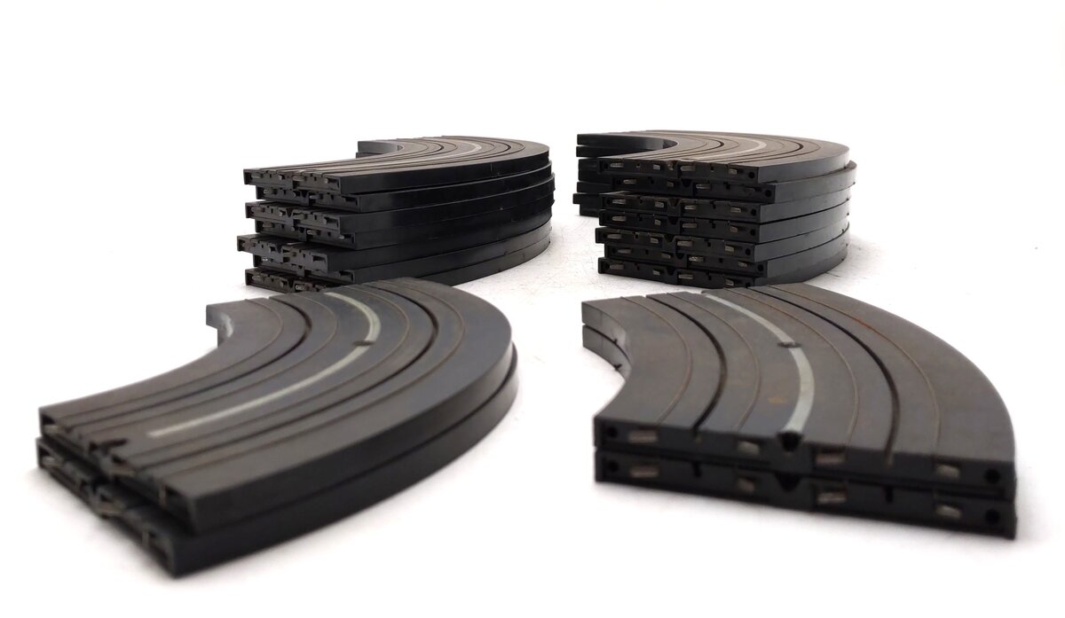 Aurora HO Model Motoring Assorted Curved Track [18] VG