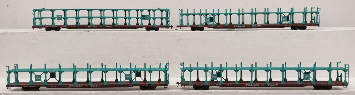 Accurail HO Scale New York Central Auto Carriers [4] VG