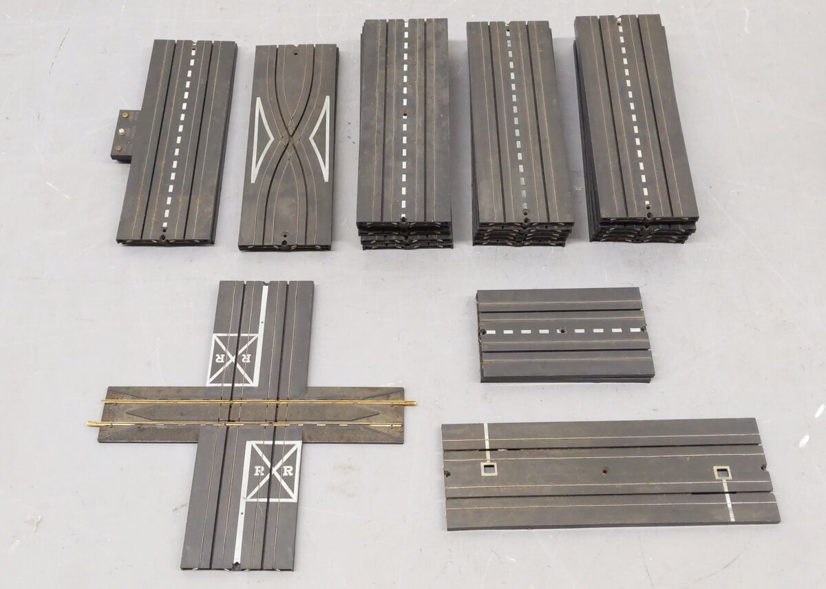 Aurora HO Model Motoring Assorted Straight Track [25] VG