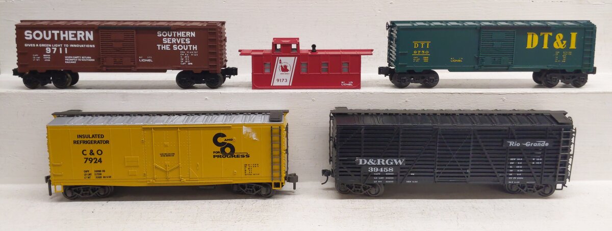 Atlas & Lionel Assorted O Gauge Freight Cars [5] VG/Box