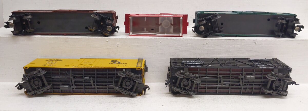 Atlas & Lionel Assorted O Gauge Freight Cars [5] VG/Box