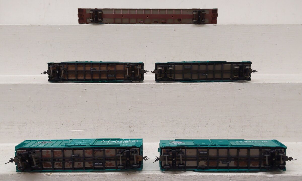 Accurail & Other HO Scale Assorted NYC and P&LE Freight Cars [5] VG