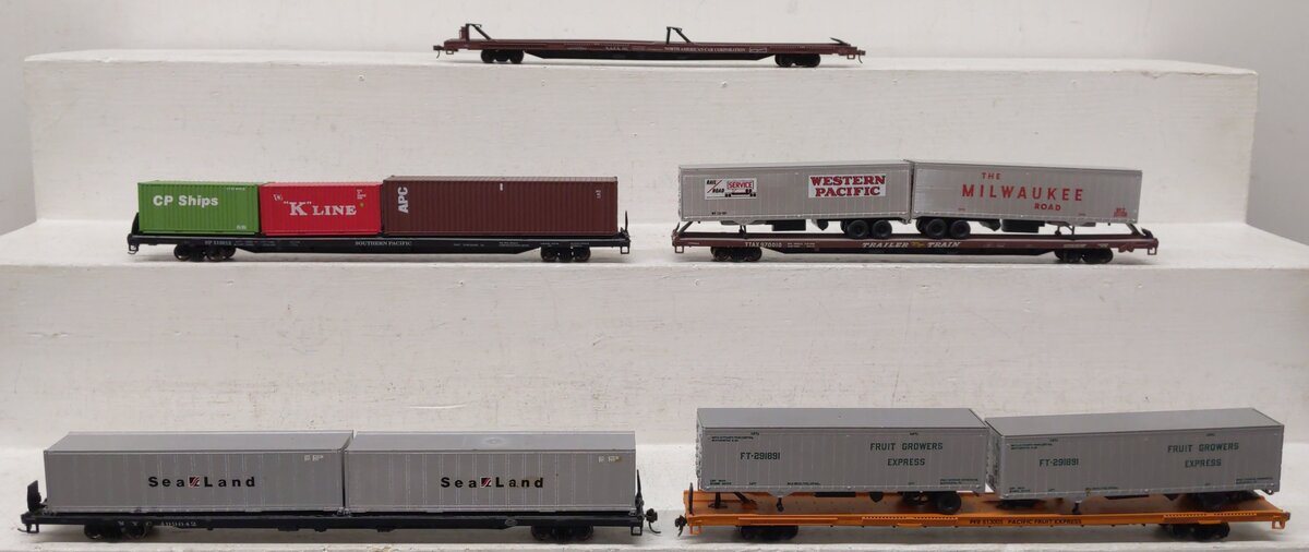 HO Scale Trailer Flatcars with Trailers & Containers [5] VG