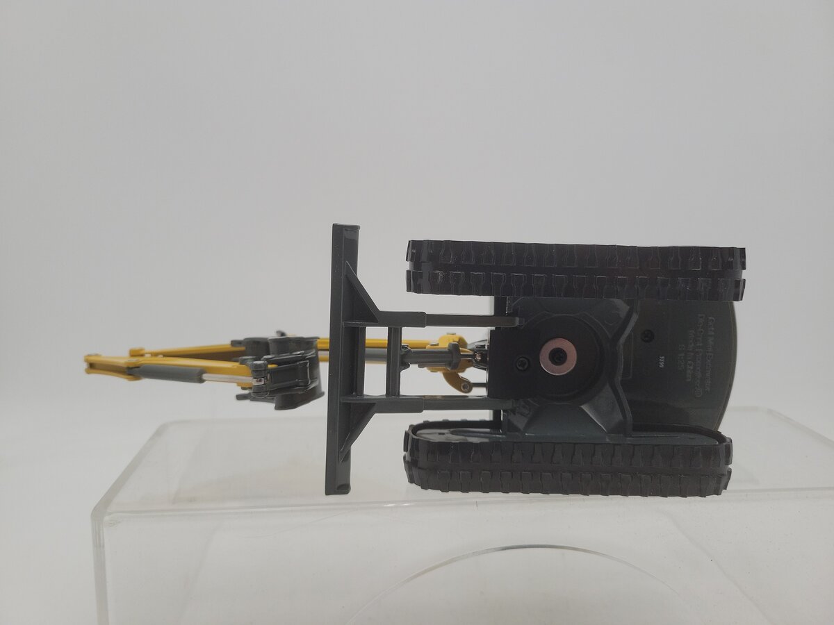 Die Cast Promotions 908618 1:25 Scale Beige/Yellow GE602 Compact Excavator LN/Box