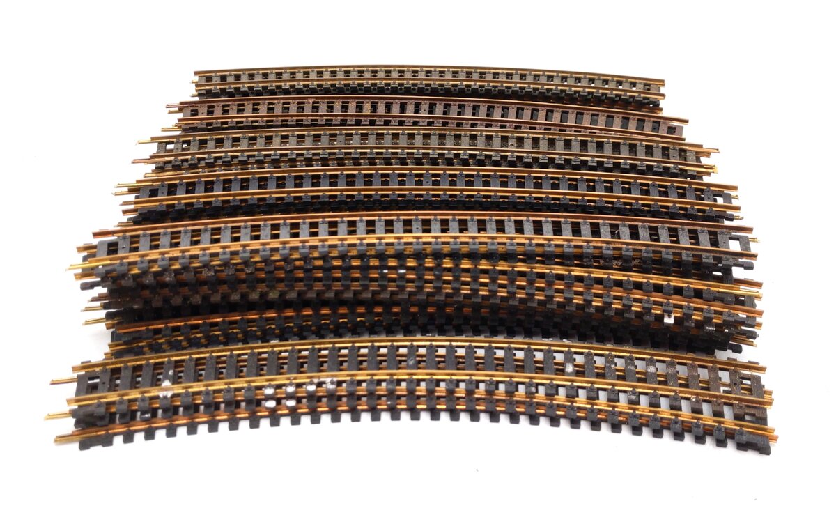 Atlas HO Scale 18"R Snap Curved Track [50] VG