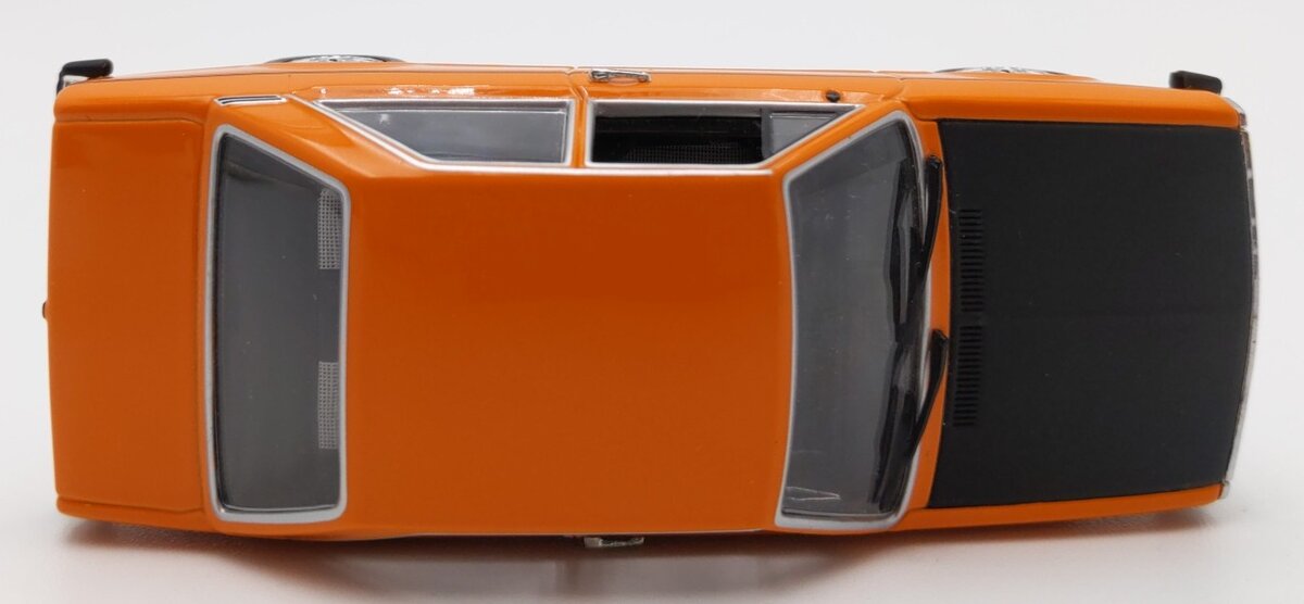 Minichamps 1:43 Scale Die-Cast 1975 Audi 80 GTE Orange w/ Black Hood EX
