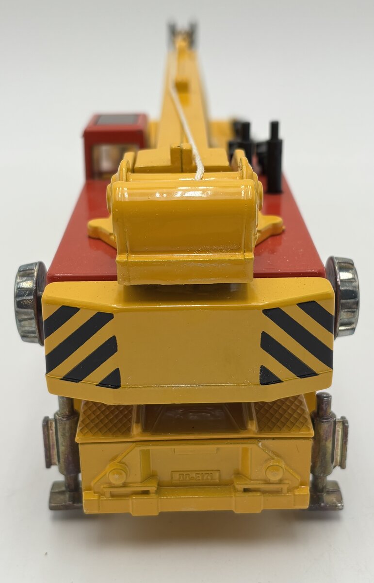 Siku 4110 1:55 Hydraulic Crane Truck LN/Box