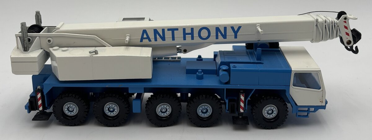 Conrad 2085 1:50 Scale Die-Cast Liebherr Anthony LTM 1090 Mobile Crane EX/Box