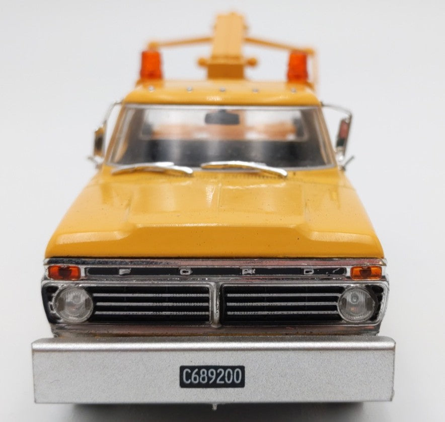 IXO Models 1:43 Scale Die-Cast 1974 Ford F-350 ACA Tow Truck VG