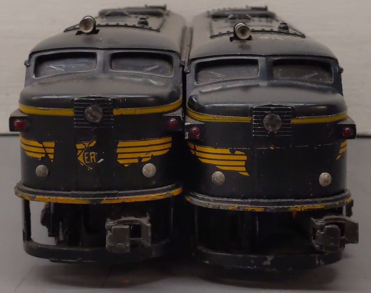 Lionel 2032 Vintage O Erie Alco AA Diesel Locomotive Set VG