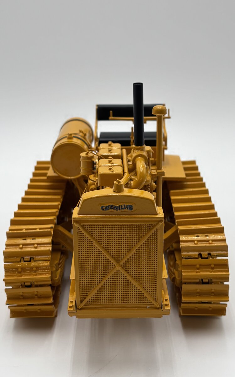Gilson Riecke 1:16 Model Sixty Crawler Tractor EX/Box