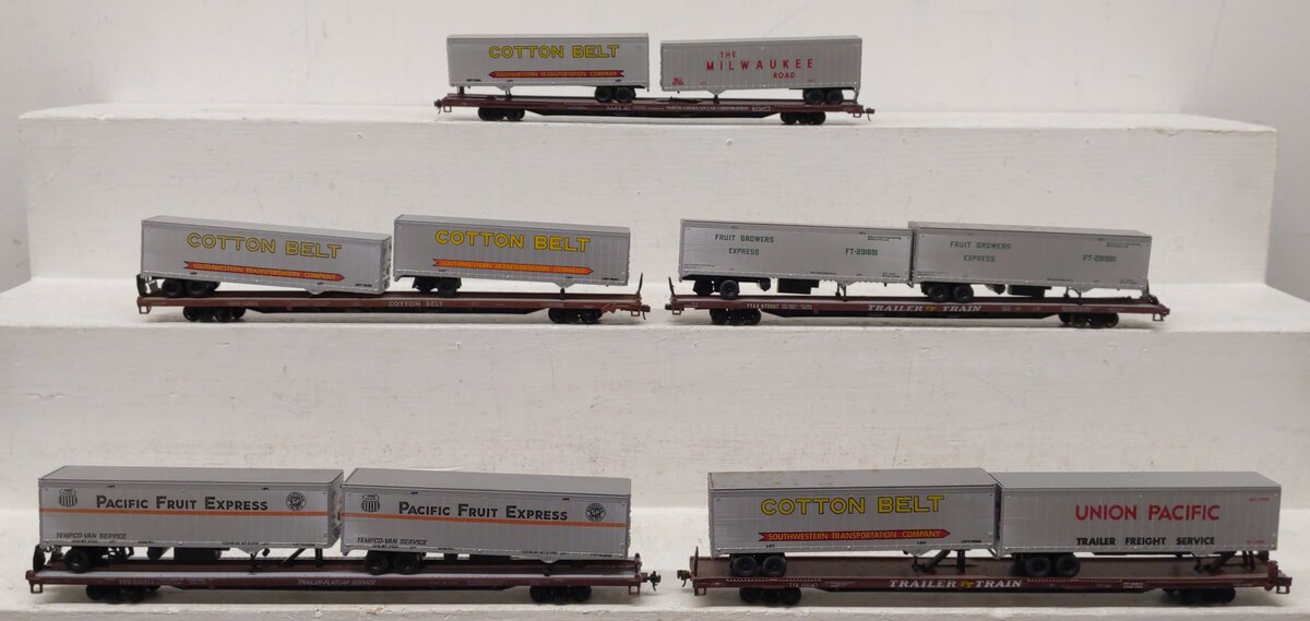 Athearn HO Scale Assorted Trailer Flatcars with Trailers [5] VG