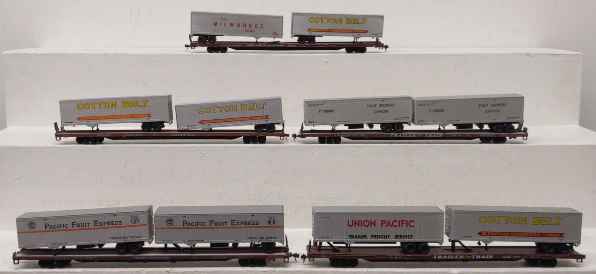Athearn HO Scale Assorted Trailer Flatcars with Trailers [5] VG