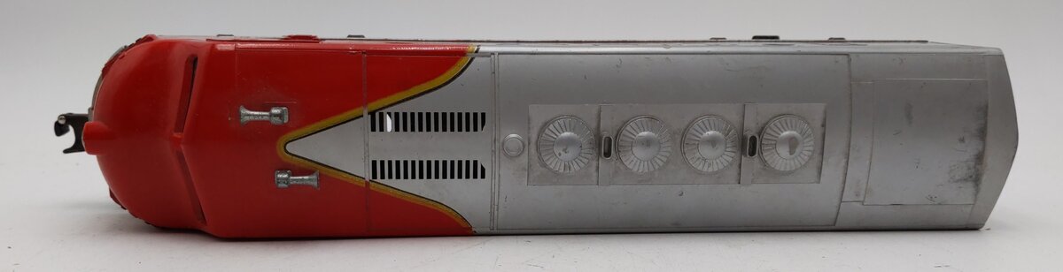 Lionel 2243P Vintage O Santa Fe EMD F-3 A Unit Powered Diesel Locomotive VG