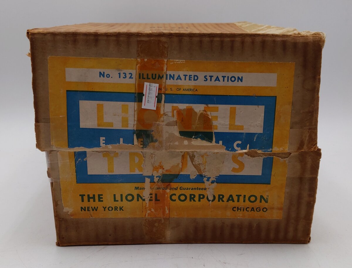 Lionel 133 Vintage O Illuminated Station EX/Box