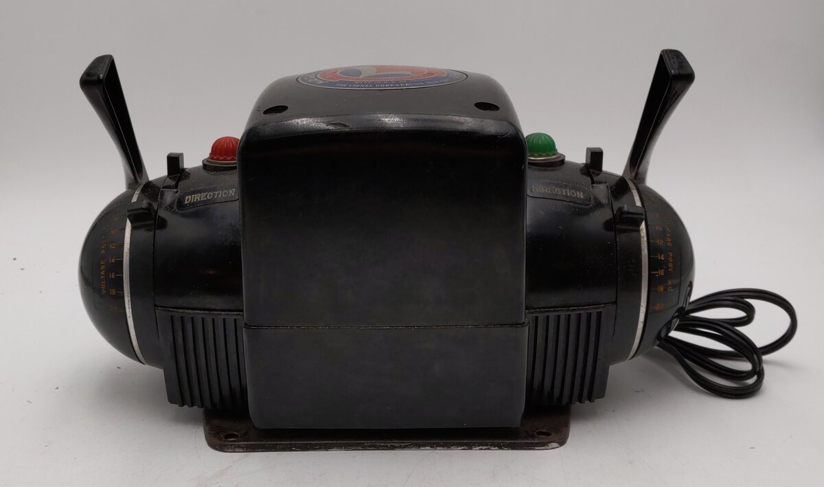 Lionel ZW Vintage O Gauge Trainmaster 275 Watt Transformer with Whistle VG/Box
