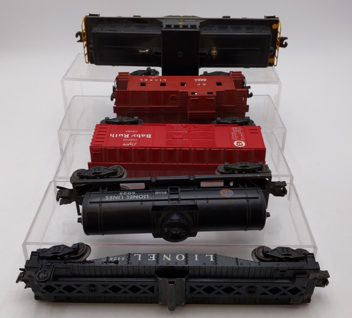 Lionel 628 Vintage O Northern Pacific 44 Ton Diesel Locomotive Train Set VG