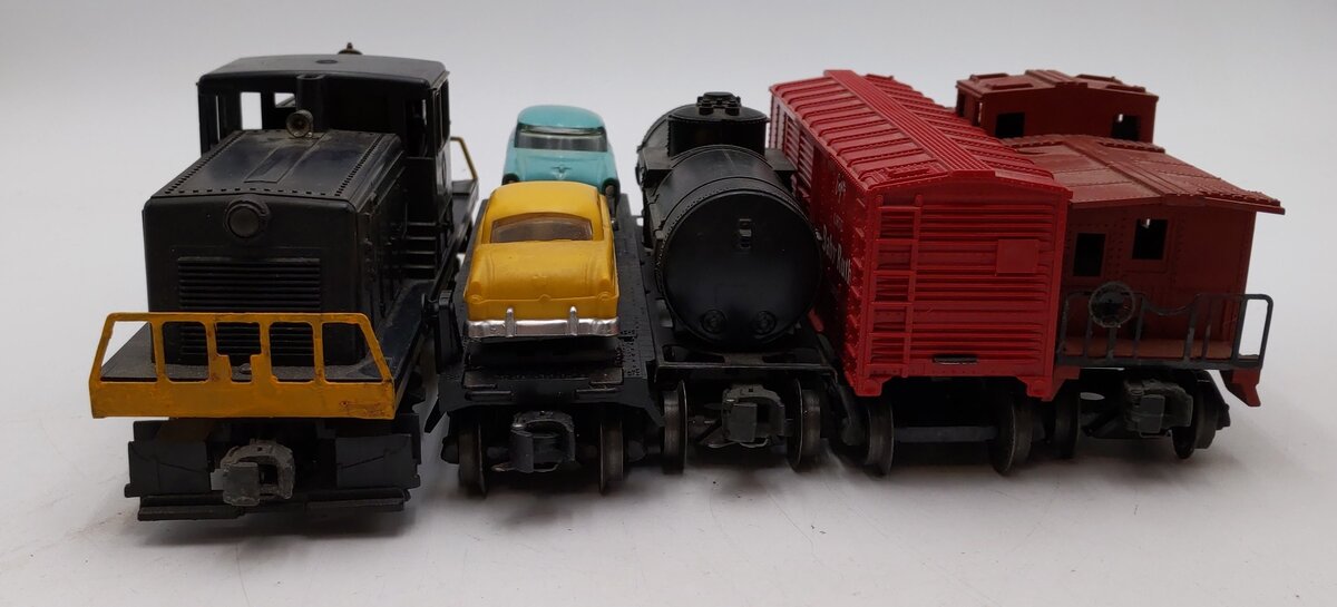 Lionel 628 Vintage O Northern Pacific 44 Ton Diesel Locomotive Train Set VG