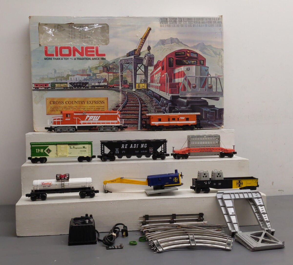 Lionel 6-1072 O Cross Country Express Diesel Freight Set VG/Box
