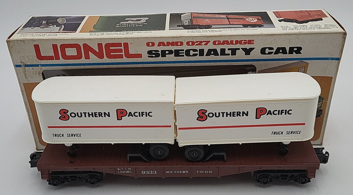 Lionel 6-9333 O Gauge Southern Pacific Flatcar with 2 Trailers #9333 EX/Box