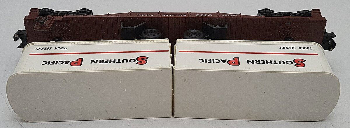Lionel 6-9333 O Gauge Southern Pacific Flatcar with 2 Trailers #9333 EX/Box