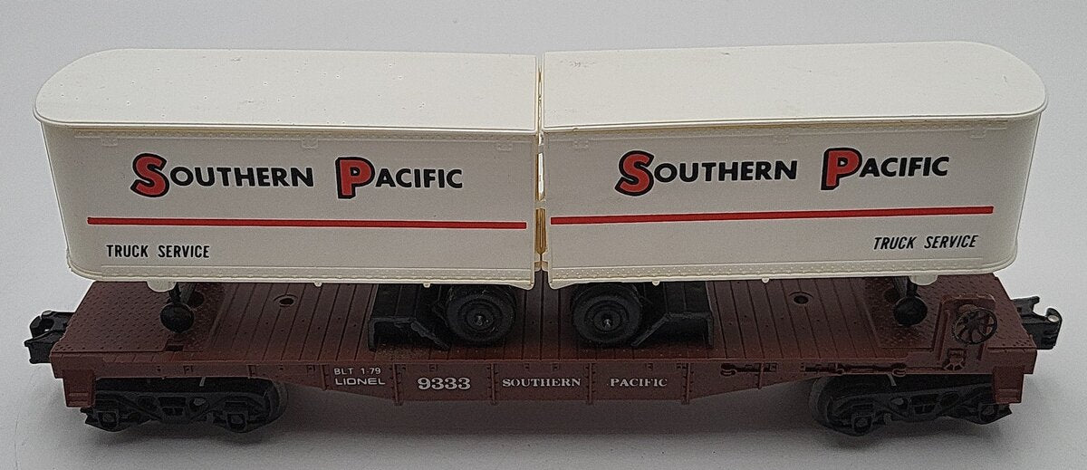 Lionel 6-9333 O Gauge Southern Pacific Flatcar with 2 Trailers #9333 EX/Box