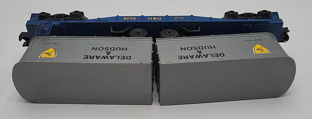 Lionel 6-9226 O Gauge Delaware and Hudson Flatcar with 2 Trailers EX/Box