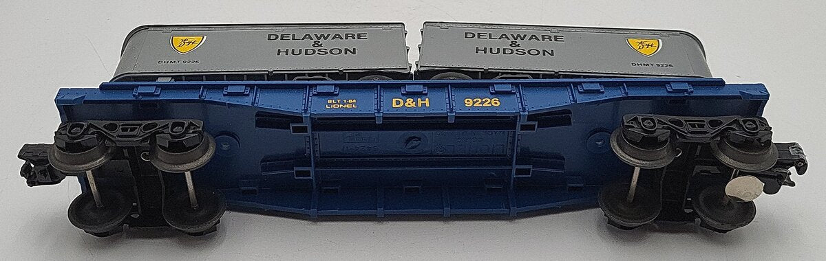 Lionel 6-9226 O Gauge Delaware and Hudson Flatcar with 2 Trailers EX/Box
