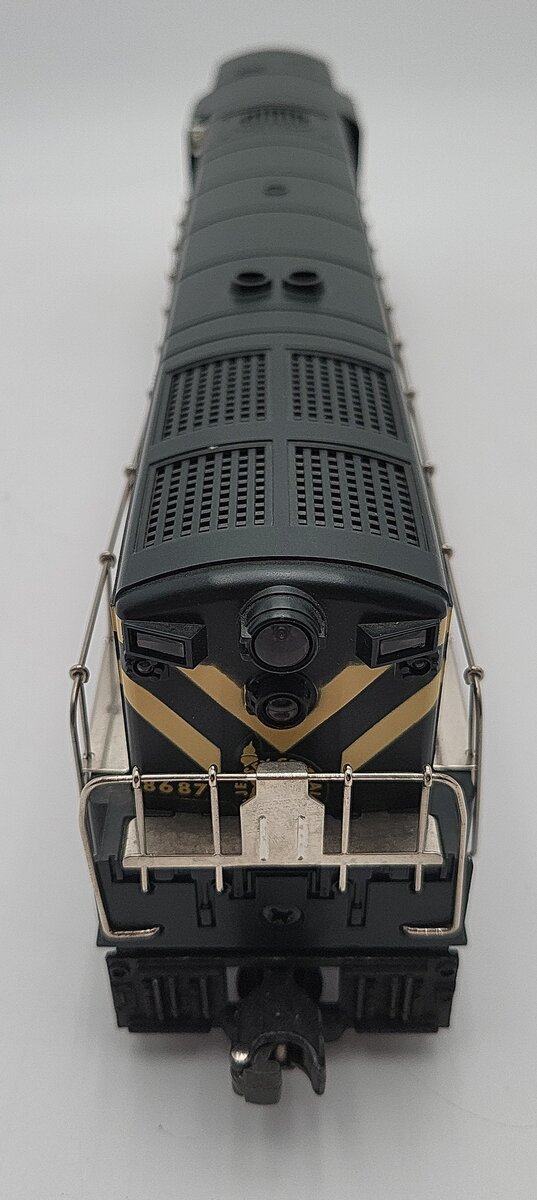 Lionel 6-8687 O Gauge Jersey Central FM Trainmaster Diesel Locomotive #8687 EX/Box