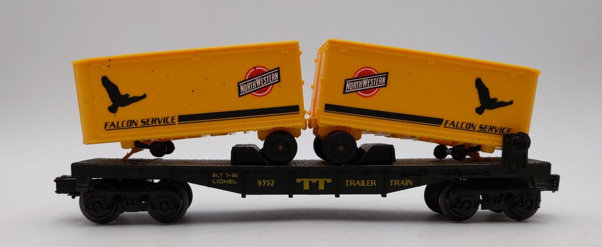 Lionel 6-9352 O Gauge Chicago & Northwestern Piggyback Flatcar w/Trailers VG/Box