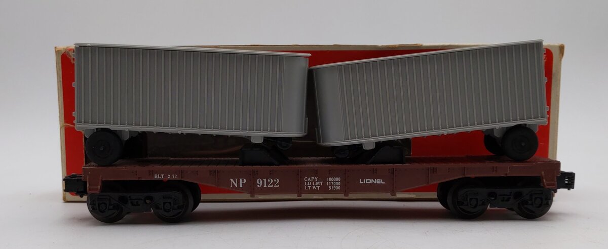 Lionel 6-9122 O Gauge Northern Pacific Flatcar w/Vans EX/Box