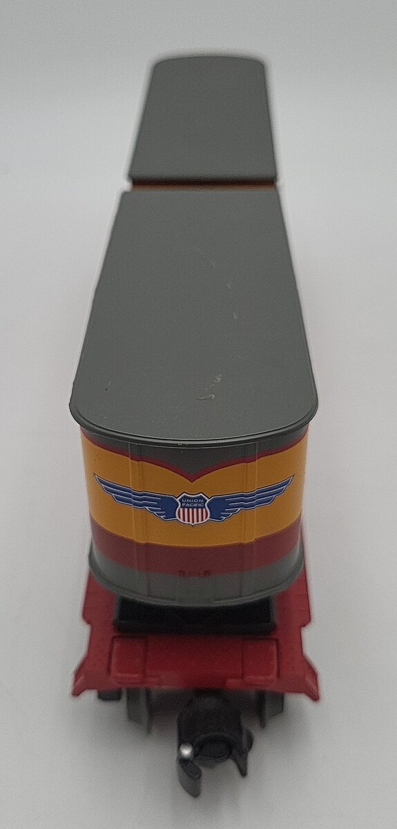 Lionel 6691 O Scale Union Pacific Flatcar w/ 2 Trailers EX