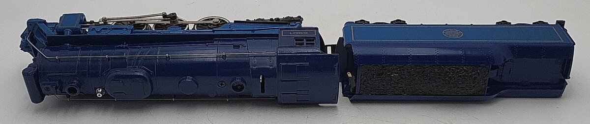 Lionel 6-8801 O Gauge Blue Comet 4-6-4 Steam Locomotive & Tender #8801 EX/Box