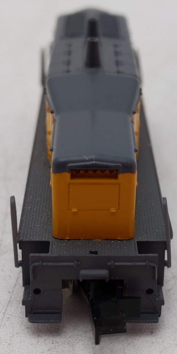 Arnold 5116 N Scale Union Pacific Powered SW1500 Calf Diesel Locomotive #1870 EX