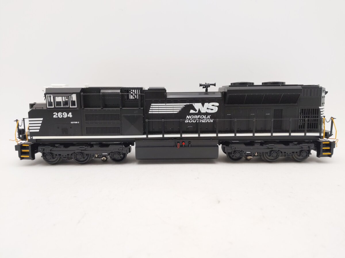 MTH 20-2623-1 O Gauge Norfolk Southern SD70M-2 Diesel Engine w/PS2 #2694 EX
