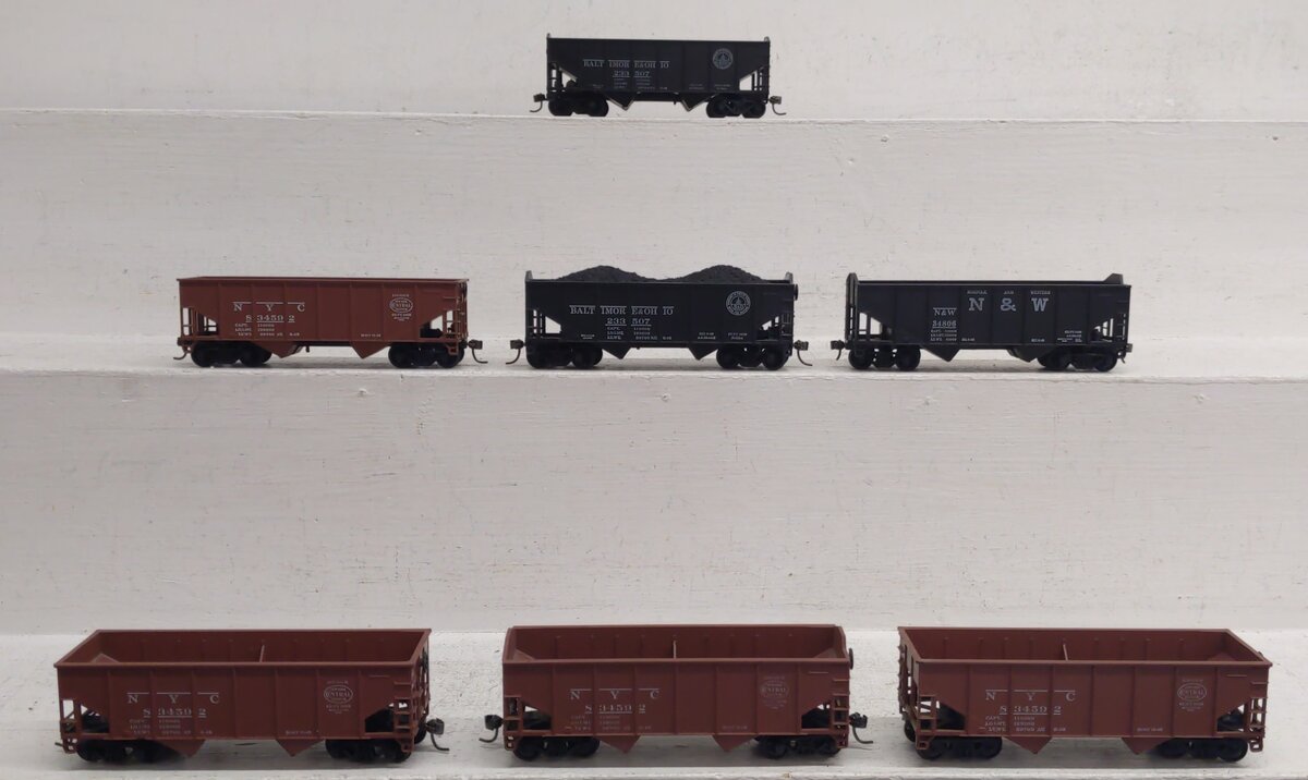 HO Scale Assorted 2-Bay Hoppers [7] VG