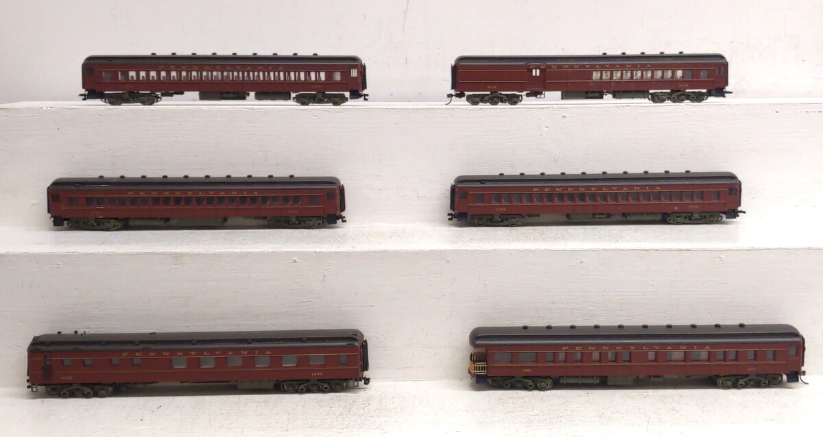 Bachmann HO Scale Assorted Pennsylvania Railroad Passenger Cars [6] VG