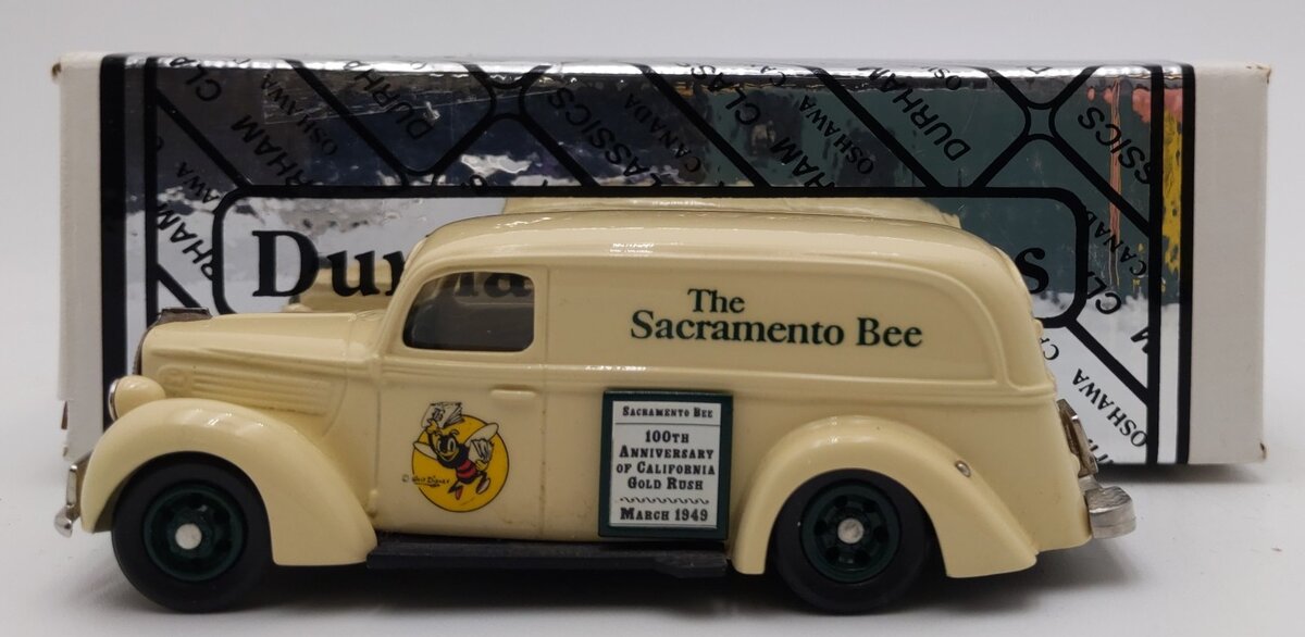 Durham Classics 1:43 Sacramento Bee Pulitzer Prize Model LN/Box