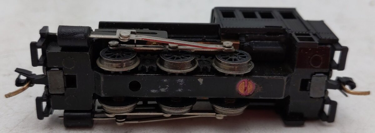 Life Like N Scale Undecorated Steam Locomotive EX