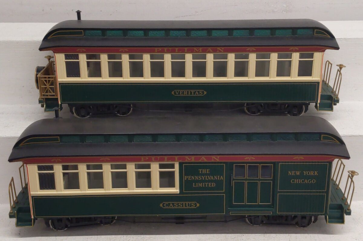 Bachmann G Scale Pullman "Vertias" and "Cassius" Passenger Cars EX