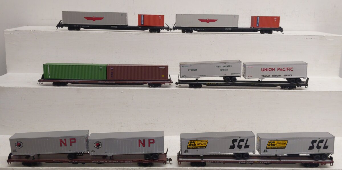 Athearn HO Scale Trailer Flatcars with Containers & Trailers [6] VG