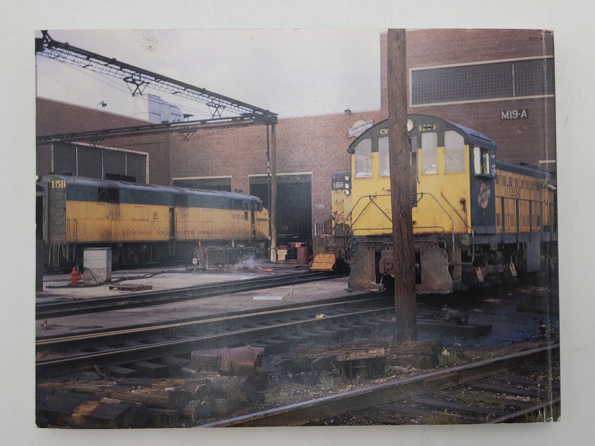 Locomotive Facilities C&NW amd CStPM&O Engine Terminals Paperback Book VG