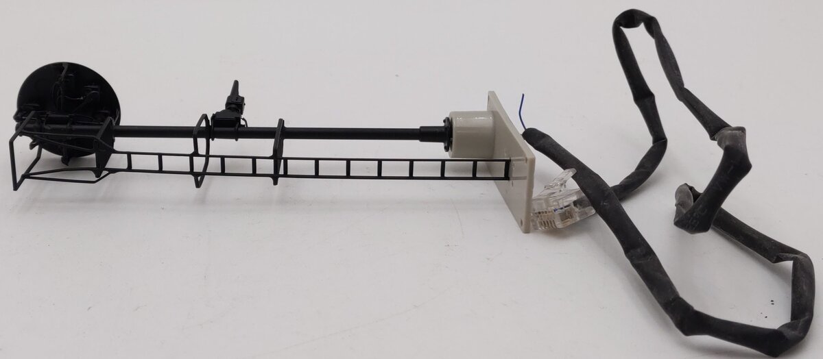 Atlas 6911 O Scale Clear Position Light W/Red,Green & Yellow Signal (3 Rail) Kit VG/Box