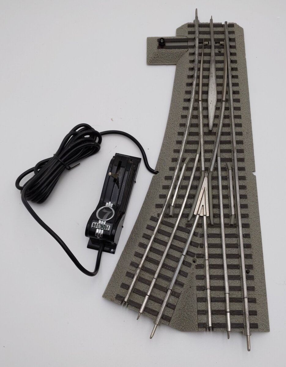 Lionel 6-12058 O O60 FasTrack Right Hand Remote Control Switch Turnout VG