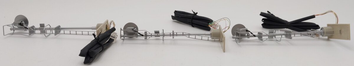 Atlas 6936 SA Single Target Mast Signal - Set of 3 Signals & 4 Sheds 6932's VG/Box