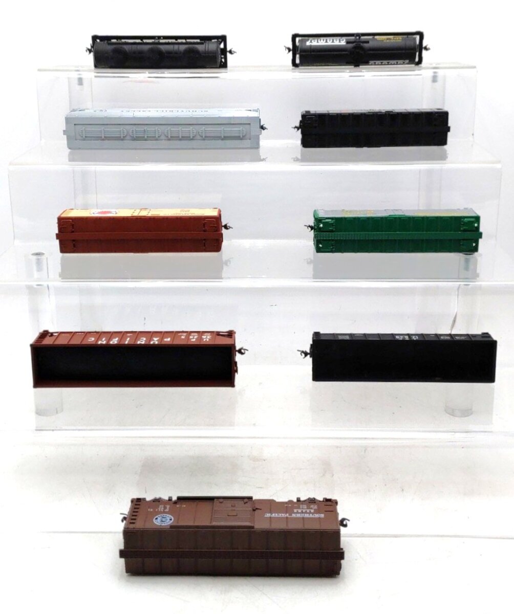 Bachmann & Other HO Scale Assorted Freight Cars [9] VG