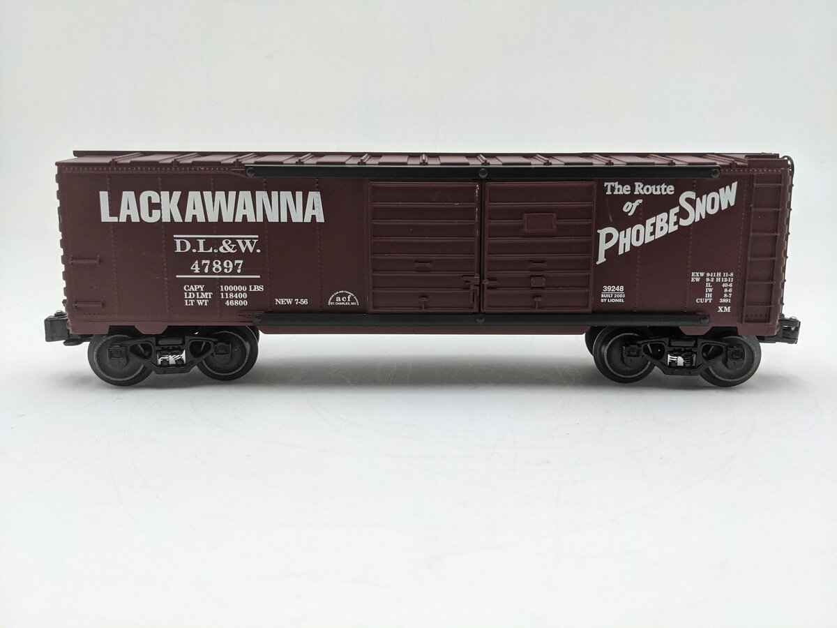 Lionel 6-39248 O Gauge Erie Lackawanna Double Door Box Car w/Hobo Inside #47897 EX